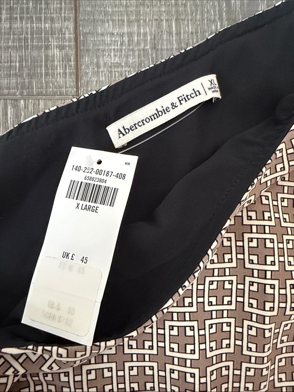 Abercrombie & Fitch One-Shoulder Geometric Printed Top - Picture 2 of 5